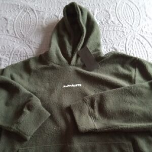 Alphalete Men's Green Hoodie